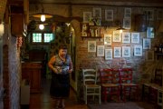 Tuscan-Woman-2014