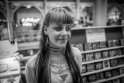Girl-with-percings