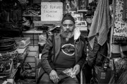 Man-in-Nags-Head-Market-to-print